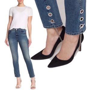 🎉🛍HP🎉 3x1 NYC Bijou Chain Accent Jeans LAYLEE